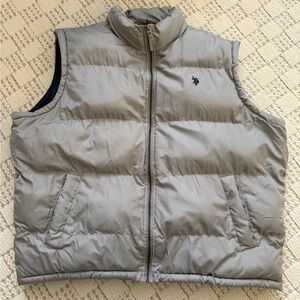 Polo assn Gray Puffer Vest with Logo size 3XL, worn once